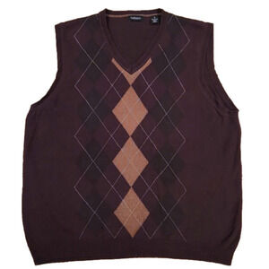 3/$20 Van Heusen Brown Argyle V-Neck Sweater Vest